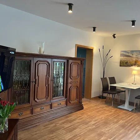 Appartementhaus Seewind 比苏姆