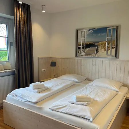 Appartementhaus Seewind 比苏姆