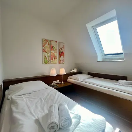 Appartementhaus Seewind 公寓 比苏姆